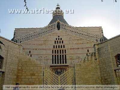 Nazareth -Chiesa dell'Annunciazione 1.jpg