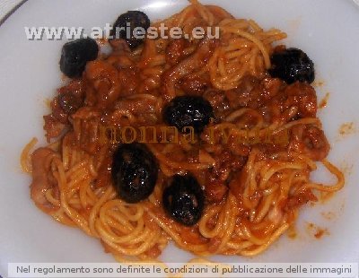 spaghetti mare e olive 002.jpg