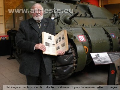 DSCN2778 Ron with Album & Monty's Tank.jpg