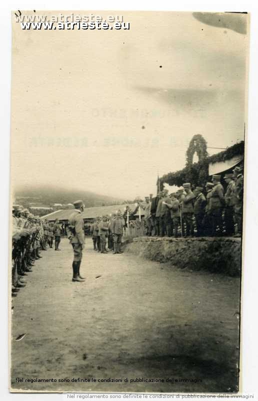 Il giuramento della Legione Redenta a Vladivostok , nella zona di Gornostai - il 17 luglio 1919