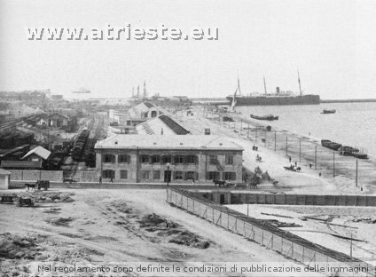 i lavori per el II° punto franco el porto Franz Josef