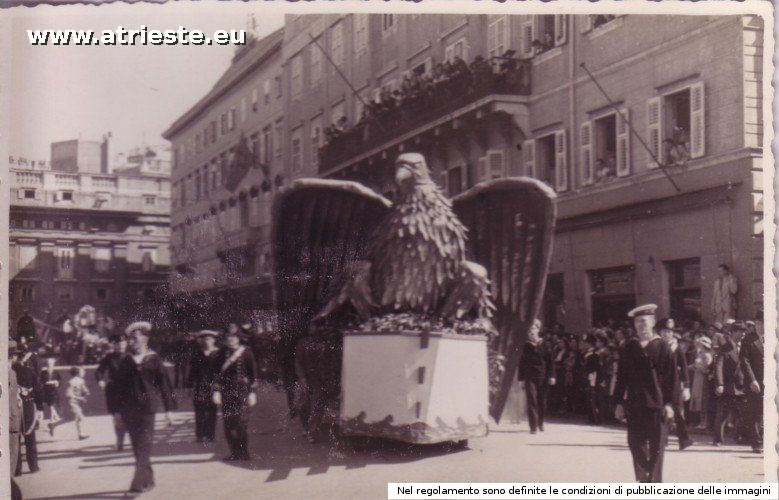 Trieste Parade C.jpg