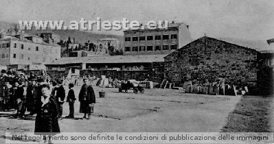 PiazzaForaggi-primi '900.jpg