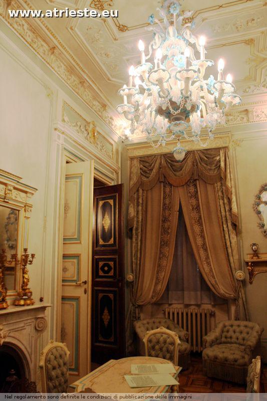 www.atrieste.eu_foto_a002_museits2_museostoriapatriamorpurgo401.jpg