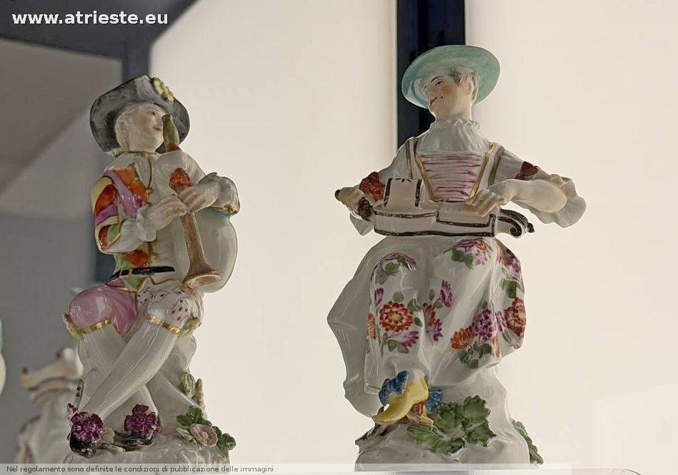 www.atrieste.eu_foto_a002_museosartorio4_sartorio21dic32.jpg
