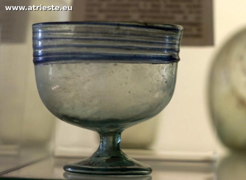questa coppetta è considerata altomedievale di origine orientale
