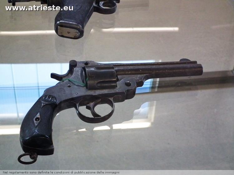 revolver italiano Orbea Hermanos-Tettoni